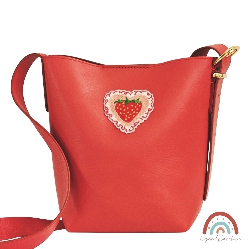 New! Madewell Essential Mini Leather Bucket Tote with Strawberry Patch